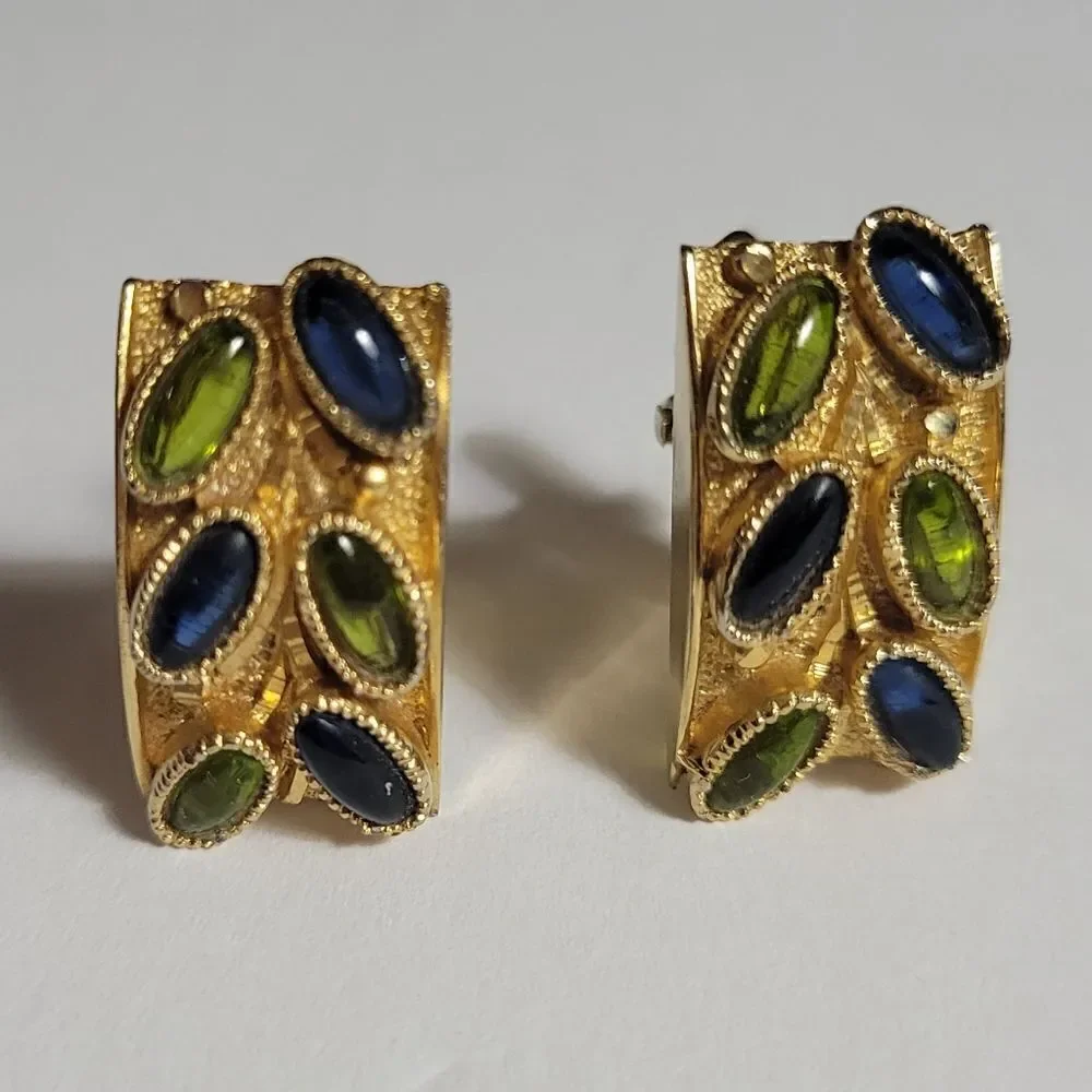 Swank Men's Gold Rectangular Gemstone Cufflinks